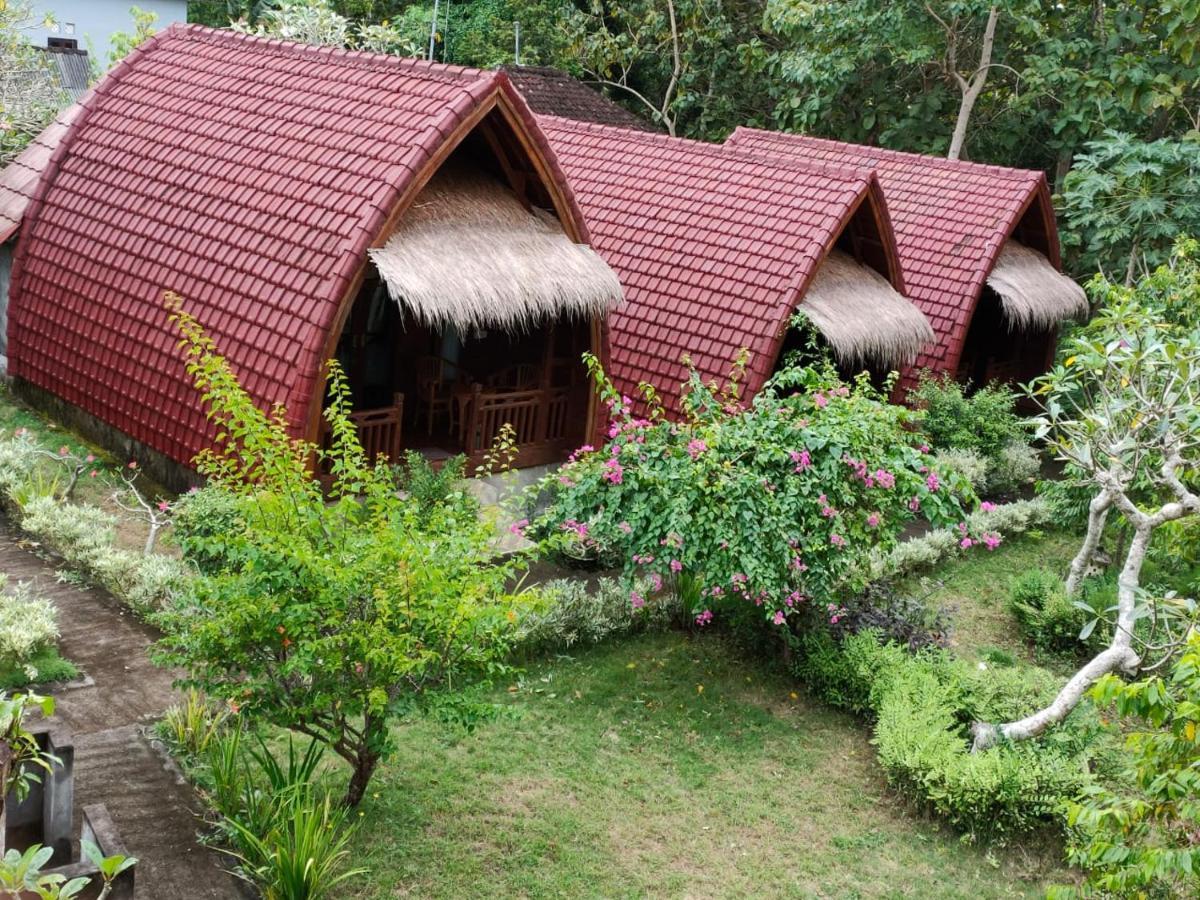 Bougainvillea Bungalow Batumadeg Exteriör bild