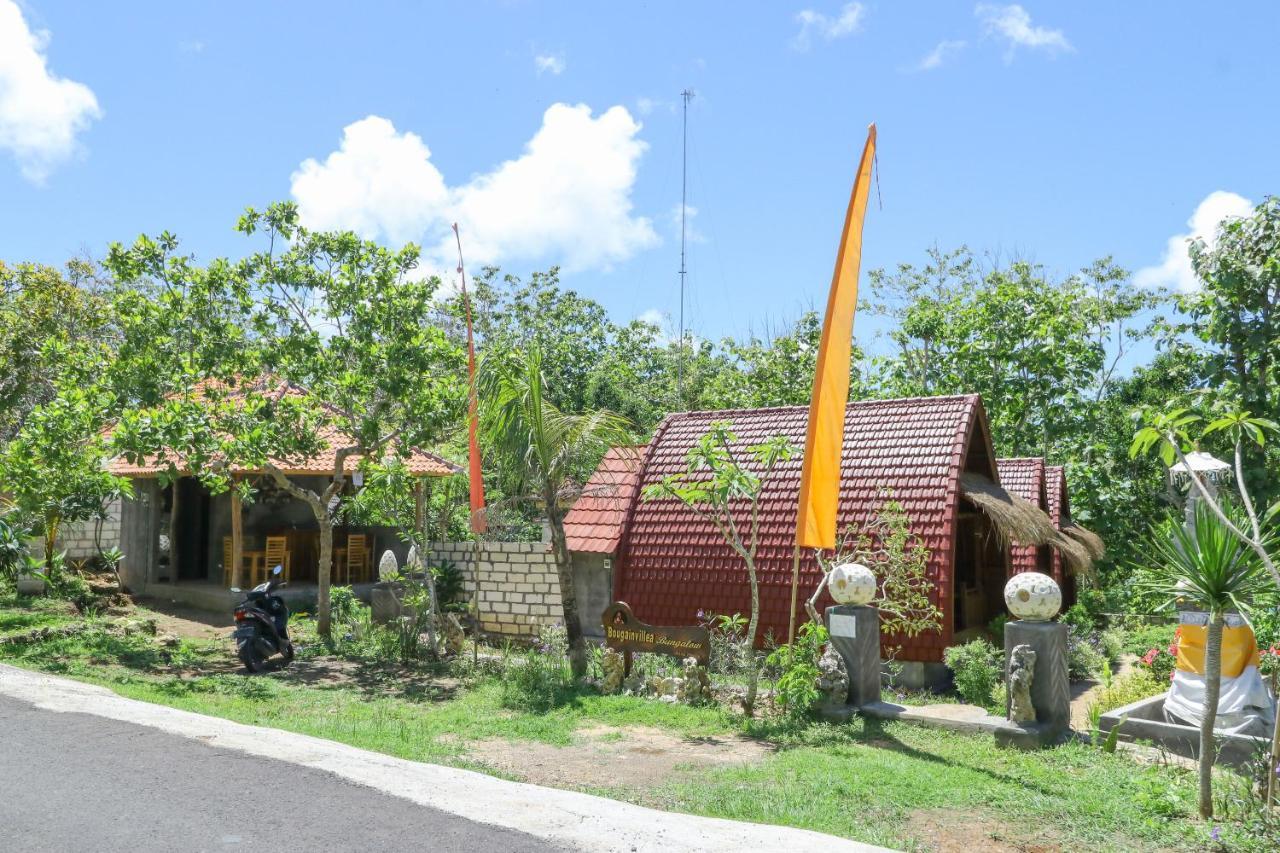Bougainvillea Bungalow Batumadeg Exteriör bild
